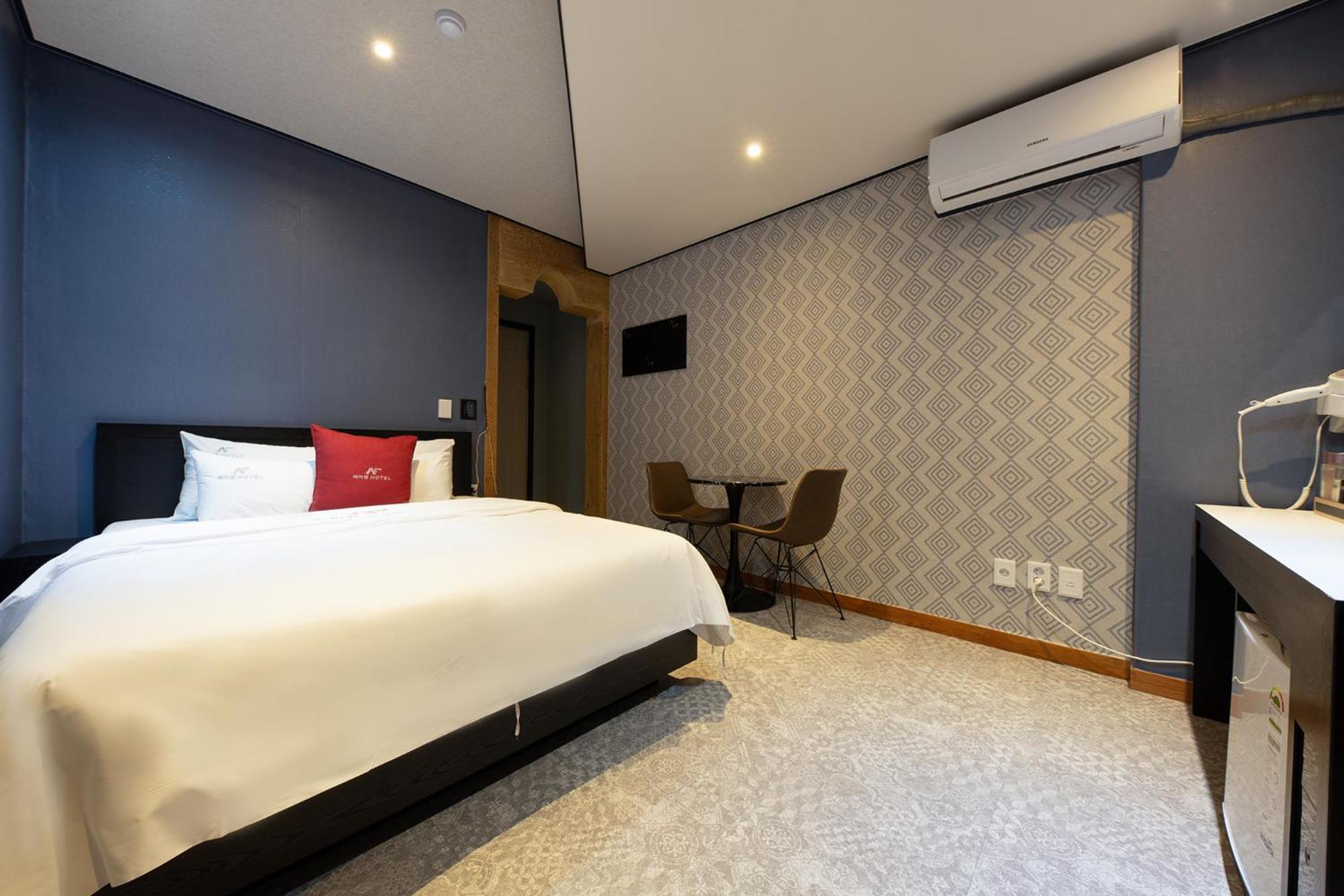 Cheonan A One Hotel Номер фото